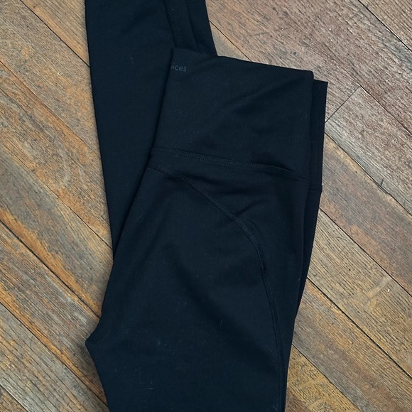 Outdoor Voices Leggings - Picture 6 of 6